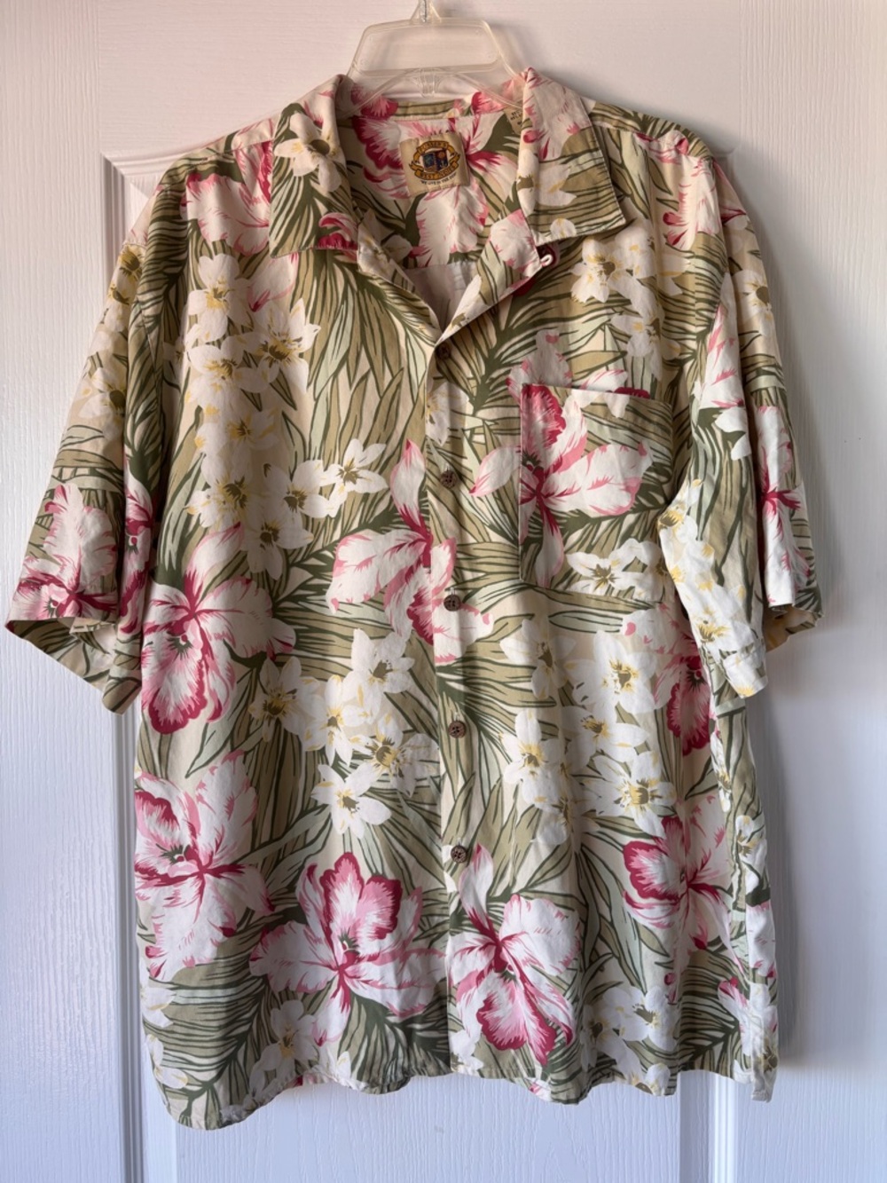 Pussers West Indies Hawaiian Shirt floral button up men’s medium silk blend